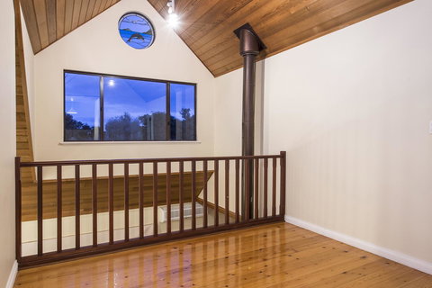 A Hidden Bush Delight - Accommodation QLD 3