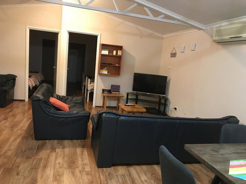 Sabai Accommodation - Accommodation QLD 14