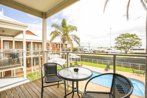 Nightcap At The Ship Inn - Accommodation QLD 26