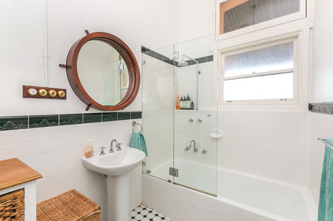 SoBe Fremantle - Accommodation QLD 12