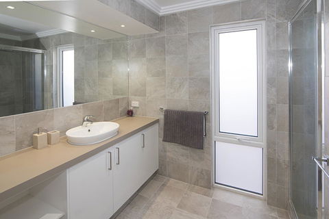 Oceans Edge - Busselton - Accommodation QLD 4