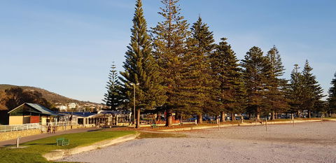 Park Avenue Holiday Units - Accommodation QLD 27