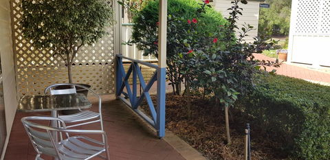 Park Avenue Holiday Units - Accommodation QLD 21