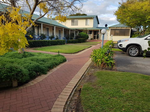 Park Avenue Holiday Units - Accommodation QLD 19