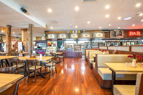 Nightcap At Wanneroo Tavern - Accommodation QLD 32