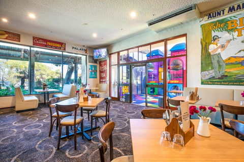 Nightcap At Wanneroo Tavern - Accommodation QLD 6