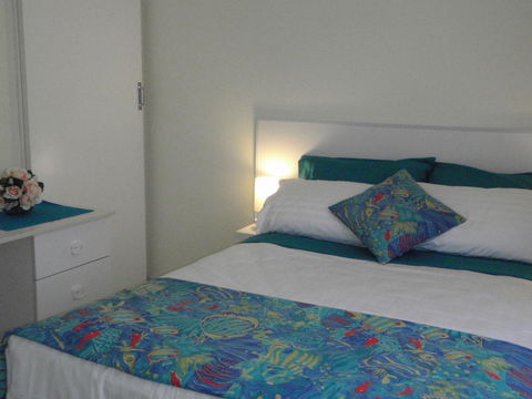 Island View Villas - Accommodation QLD 9