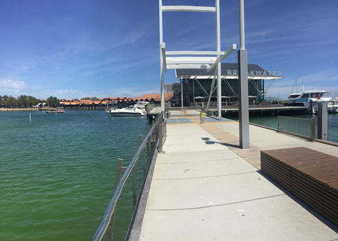 Crossland House - Accommodation QLD 8