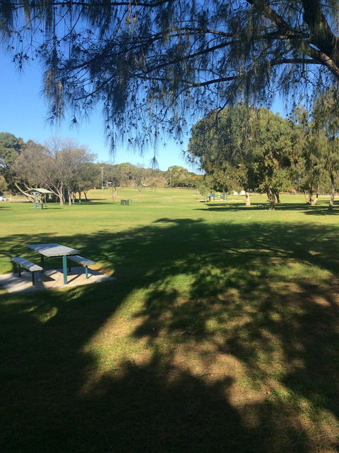 Crossland House - Accommodation QLD 2