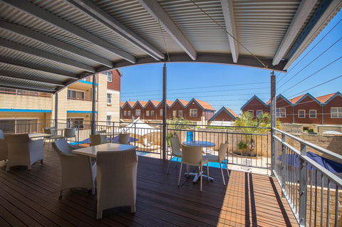 Hillarys Harbour Resort - Accommodation QLD 3
