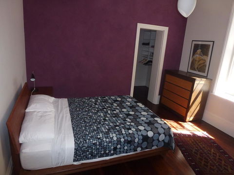 The Russell House - Accommodation QLD 8