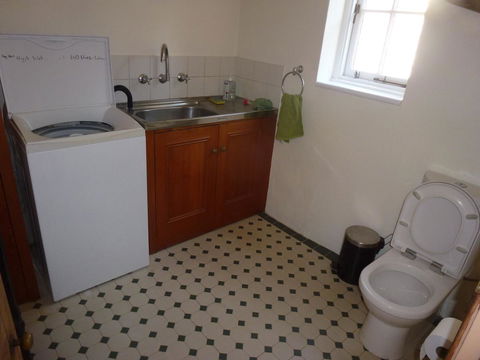 The Russell House - Accommodation QLD 15