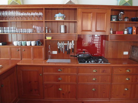 The Russell House - Accommodation QLD 2