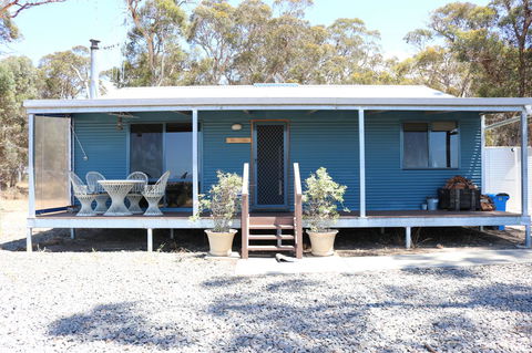Kendenup Cottages And Lodge - Accommodation QLD 25