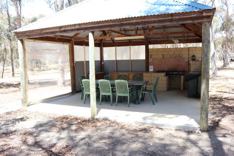 Kendenup Cottages And Lodge - Accommodation QLD 31