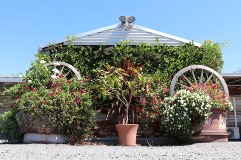 Kendenup Cottages And Lodge - Accommodation QLD 34