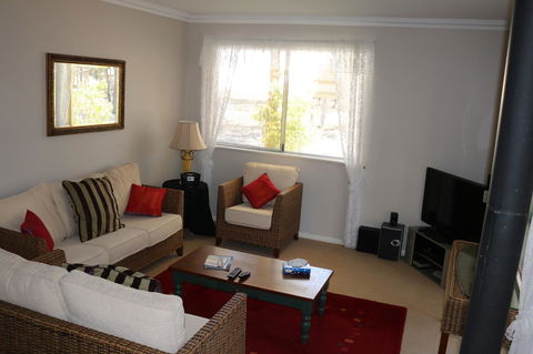 Kendenup Cottages And Lodge - Accommodation QLD 11