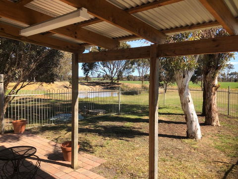 Kendenup Cottages And Lodge - Accommodation QLD 6