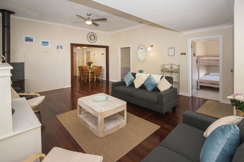 Sea La Vie - Accommodation QLD 0