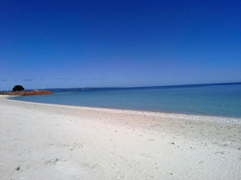 Busselton Beachfront - Accommodation QLD 0