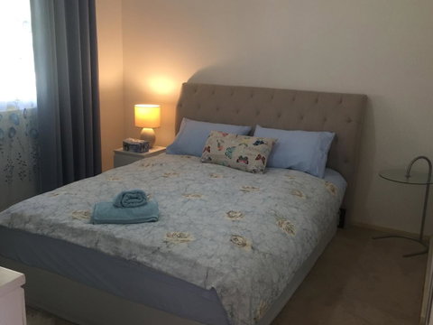 Bright & Beautiful Home On The Hills! - Accommodation QLD 20
