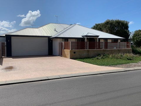 Carpe Diem South - Accommodation QLD 23