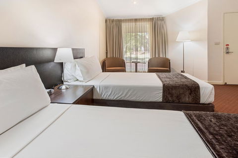 Karratha International Hotel - Accommodation QLD 8