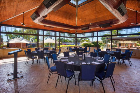 Karratha International Hotel - Accommodation QLD 16