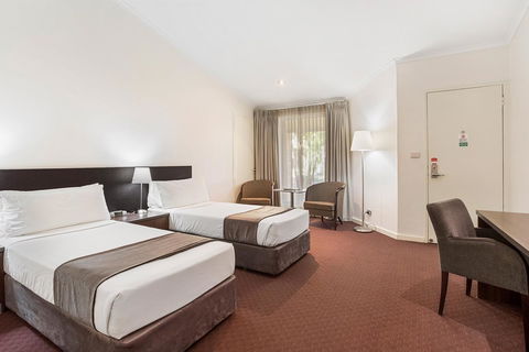 Karratha International Hotel - Accommodation QLD 7