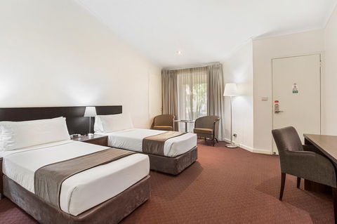 Karratha International Hotel - Accommodation QLD 4