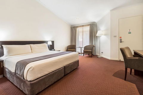 Karratha International Hotel - Accommodation QLD 13