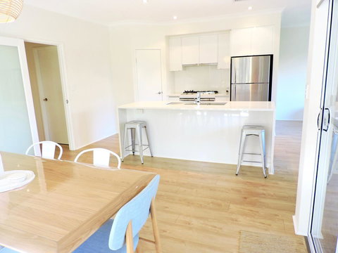Contemporary Cove - Quindalup - Accommodation QLD 6