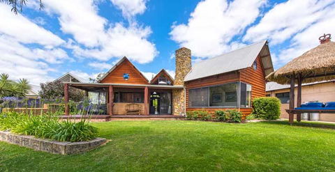 Beach House Dunsborough - Accommodation QLD 23