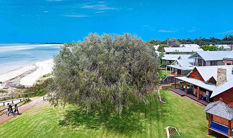 Beach House Dunsborough - Accommodation QLD 1