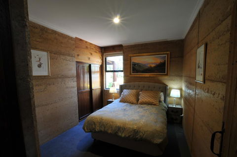 Beach House Dunsborough - Accommodation QLD 10