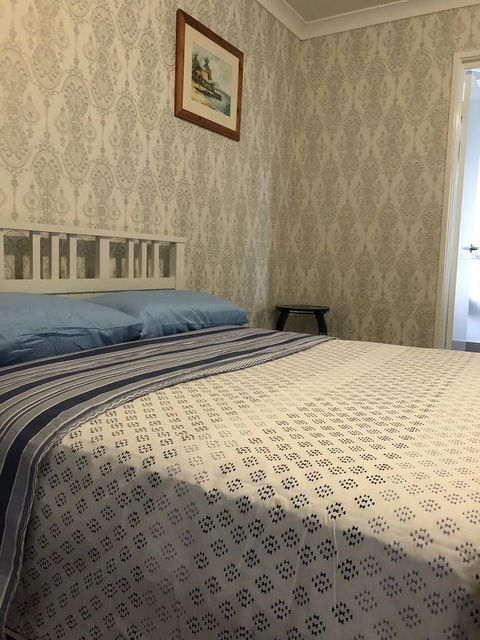 Nora Muslim Holiday Home - Accommodation QLD 7