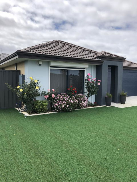 Nora Muslim Holiday Home - Accommodation QLD 9