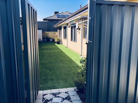 Nora Muslim Holiday Home - Accommodation QLD 40