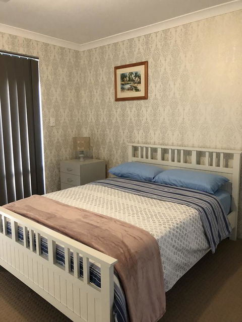 Nora Muslim Holiday Home - Accommodation QLD 14