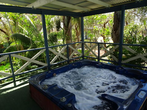 Majestichomestead B&B - Accommodation QLD 10