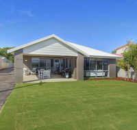Into The Blue - Accommodation QLD