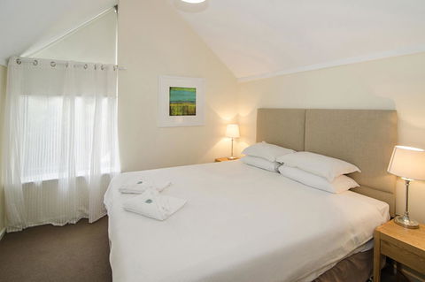 Beach Retreat - Busselton - Accommodation QLD 6