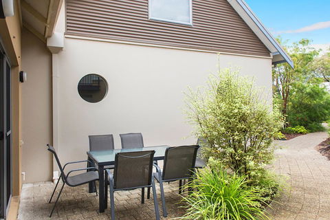 Beach Retreat - Busselton - Accommodation QLD 10