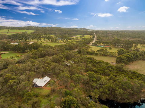 Denmark Forest Retreat - Accommodation QLD 4
