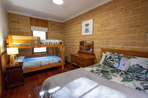 Denmark Forest Retreat - Accommodation QLD 34