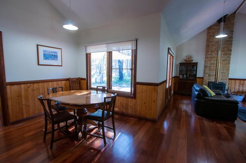 Denmark Forest Retreat - Accommodation QLD 39