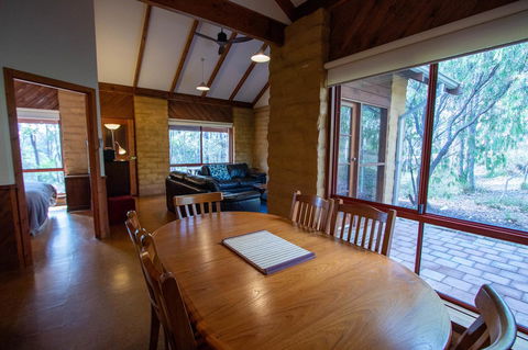 Denmark Forest Retreat - Accommodation QLD 10