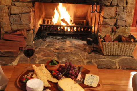 The Farmhouse - Accommodation QLD 15