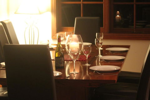 The Farmhouse - Accommodation QLD 16