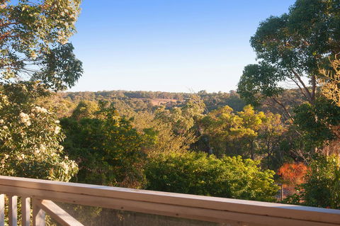 The Farmhouse - Accommodation QLD 19